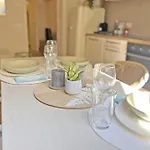 9, Centro Apartment Parma