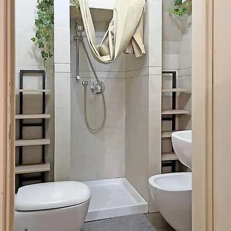 9, Centro Apartment Parma