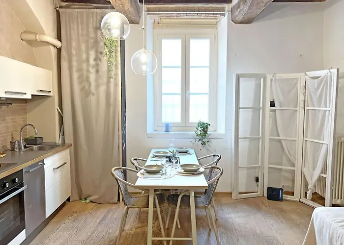 Apartment 9, Centro *